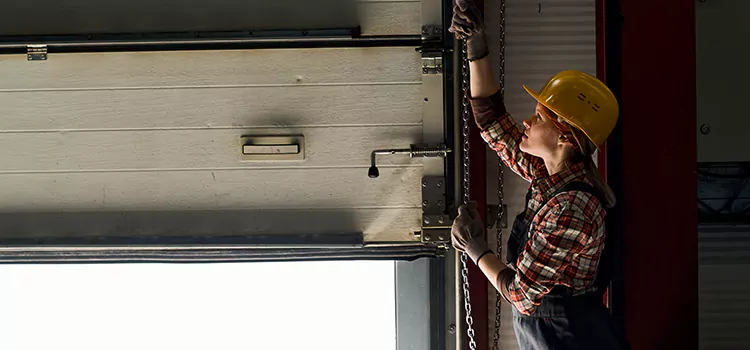 Addressing Common Garage Door Stoppage Issues in San Antonio, TX